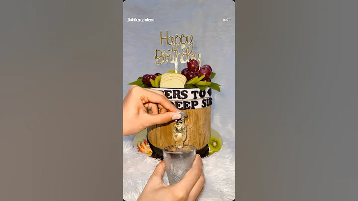 Beautiful cake decoration ideas #cake#viral #shortsfeed #shorts #youtube #youtubeshorts