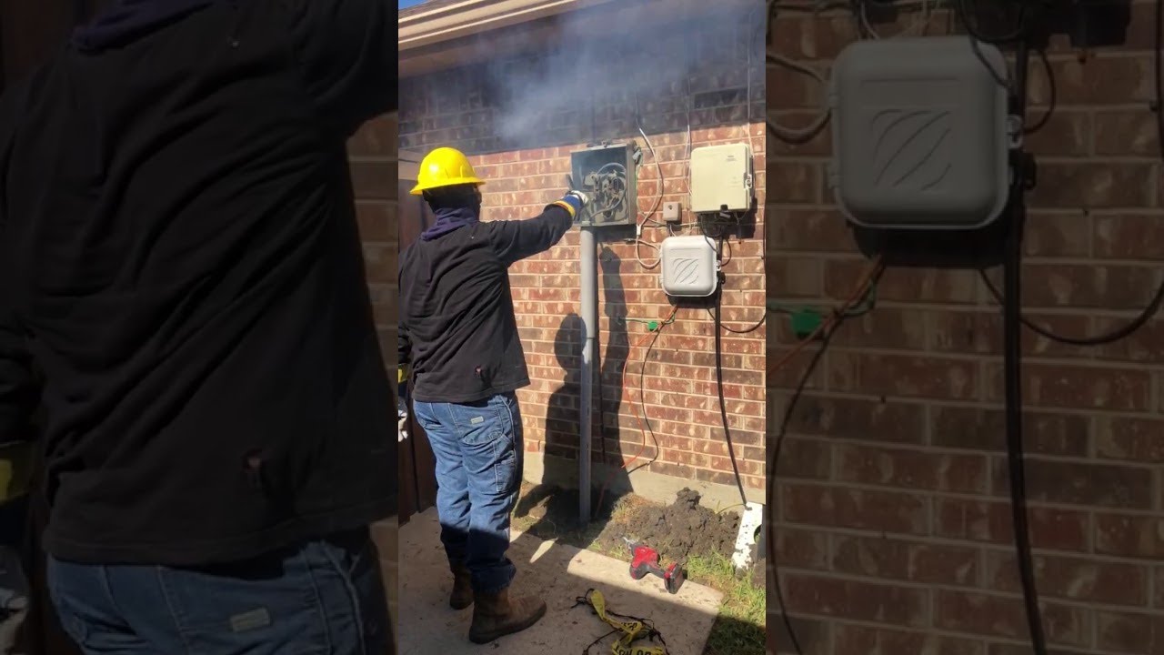 Apprentice Causes Accidental Arc || ViralHog