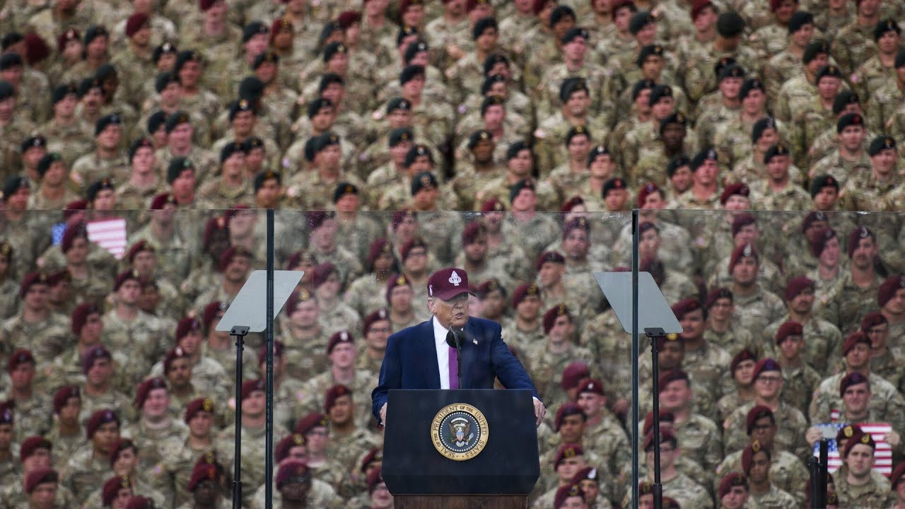 Trump delivers patriotic speech to thunderous applause from military