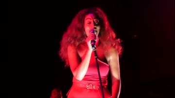 GET IT GIRL: SOLANGE KNOWLES Twerks and Performs Live At Panorama NYC -VIDEO SNIPPETS