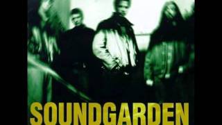 Soundgarden - Black Hole Sun (Lyrics)
