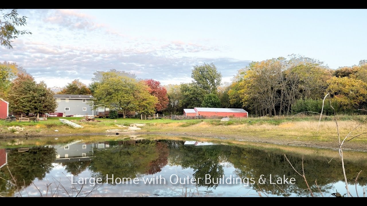 Virtual Tour of Waterfront Home_Near Bloomington-Normal-Hudson IL