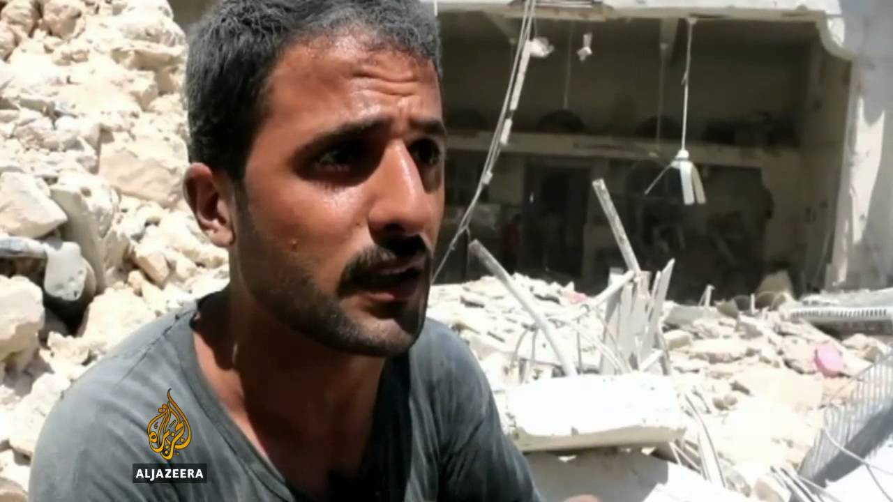 يموت المدنيون من كلا الجانبين في القتال الدائر في سوريا