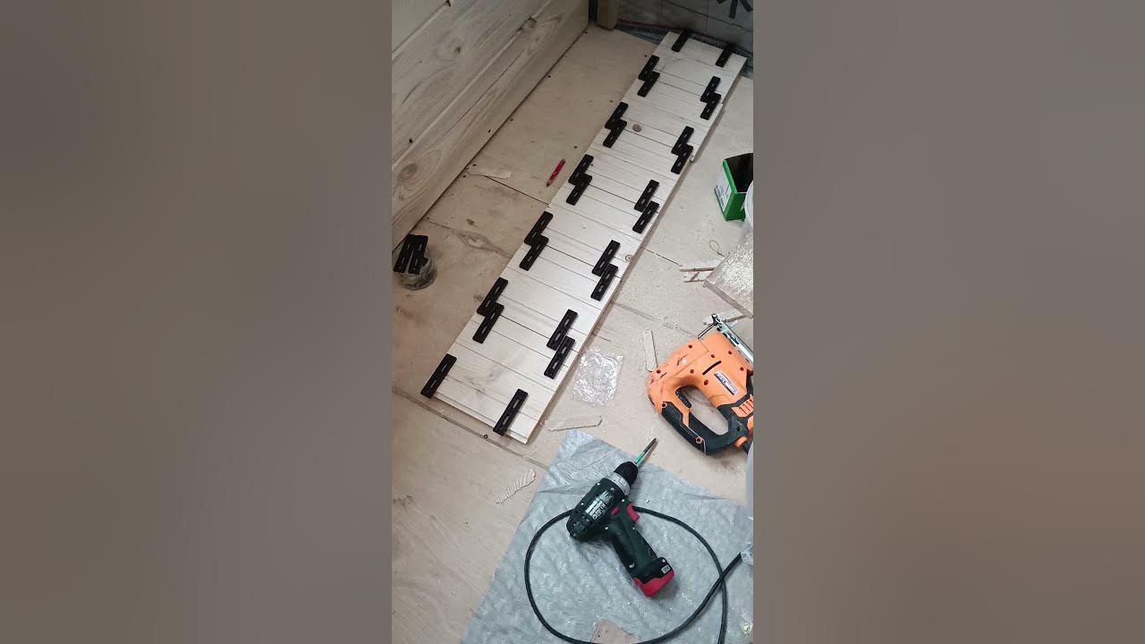 лента монтажная бандажная. саморезы под кляймеры для вагонки. крепеж системы «шип-паз». крепление досок друг к другу. крепление вагонки саморезами в паз.