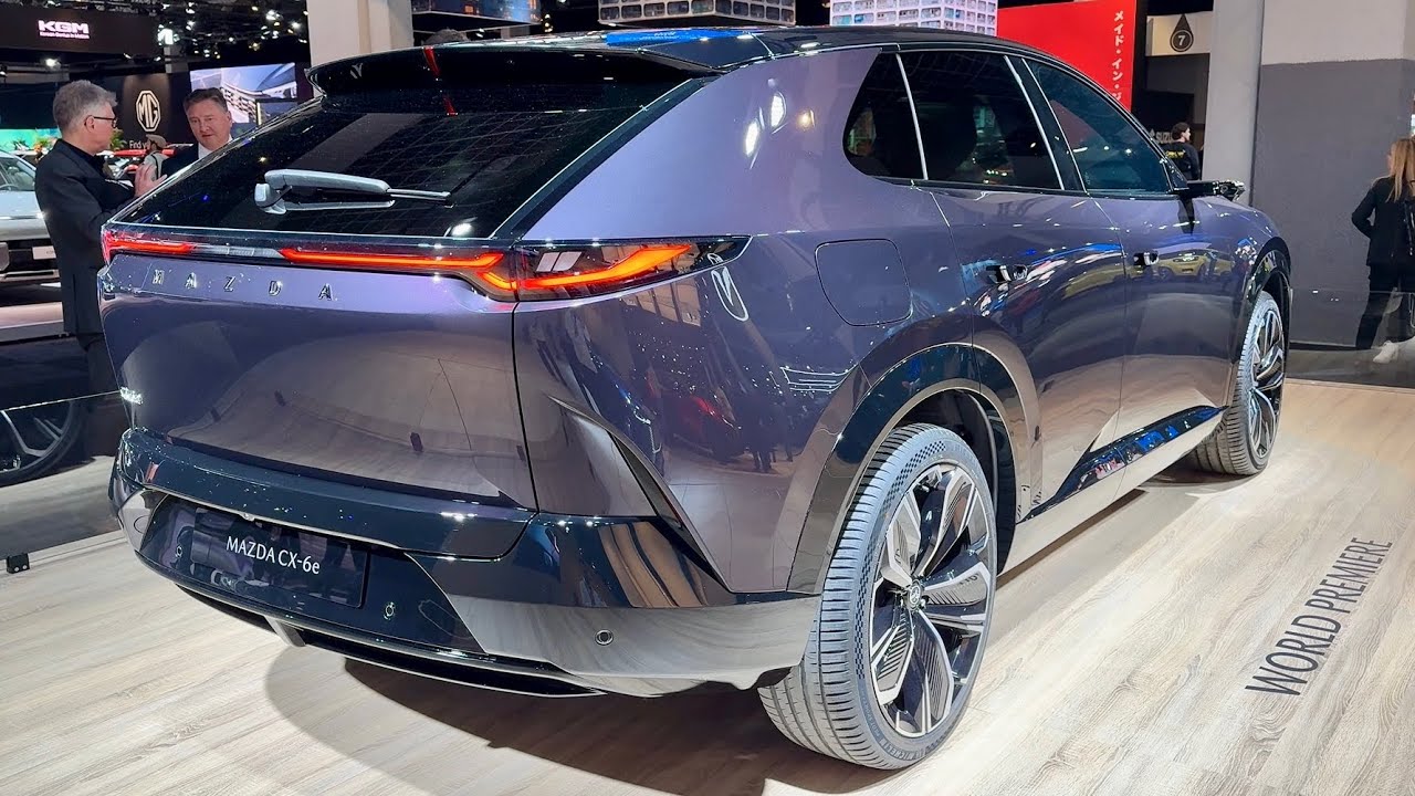 New MAZDA CX-6e 2026 - FIRST look & visual REVIEW (CRAZY 26-inch TOUCHSCREEN inside)