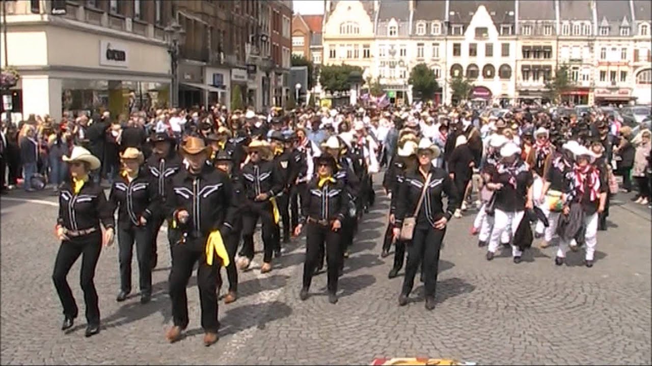 2015-05-30 Parade AMERICAN JOURNEYS