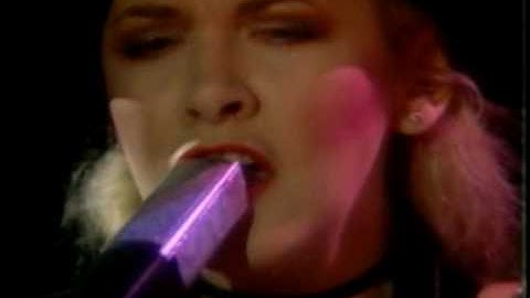 Go Your Own Way live (The Mirage Tour - 