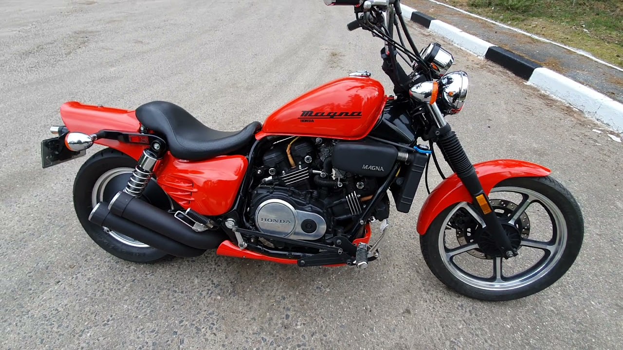 Honda magna
