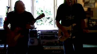 Den & Dave The Axe Arkesden