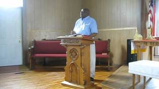 Cousin Scottie Owens speaking at the Lincoln School Reunion