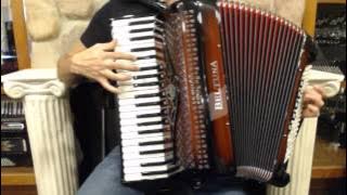 BELTSTUIIIC120DC - NEW Dark Chocolate Beltuna Studio III Piano Accordion LMM 41 120 $4999