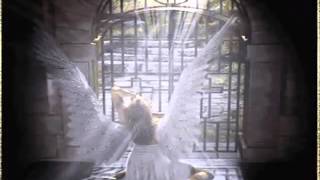 George Jones  When Mama Sang The Angels Stopped To Listen