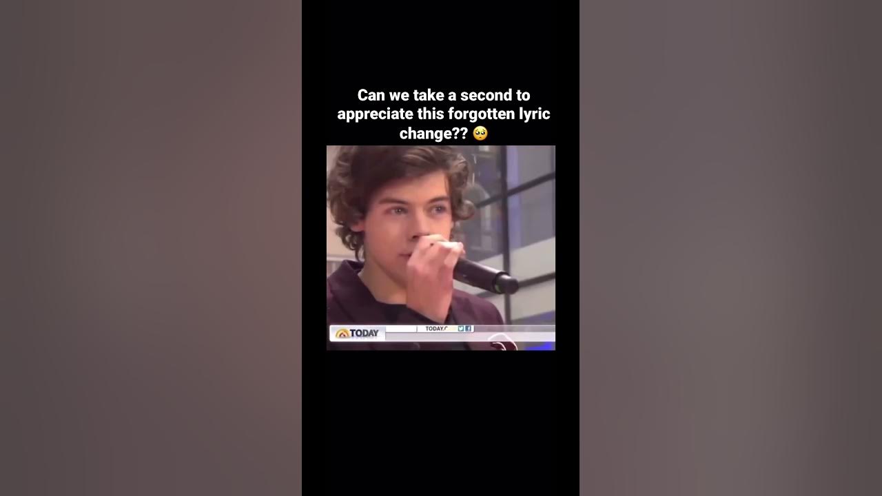 Harry’s adorable forgotten lyric change!💚 #harrystyles #onedirection