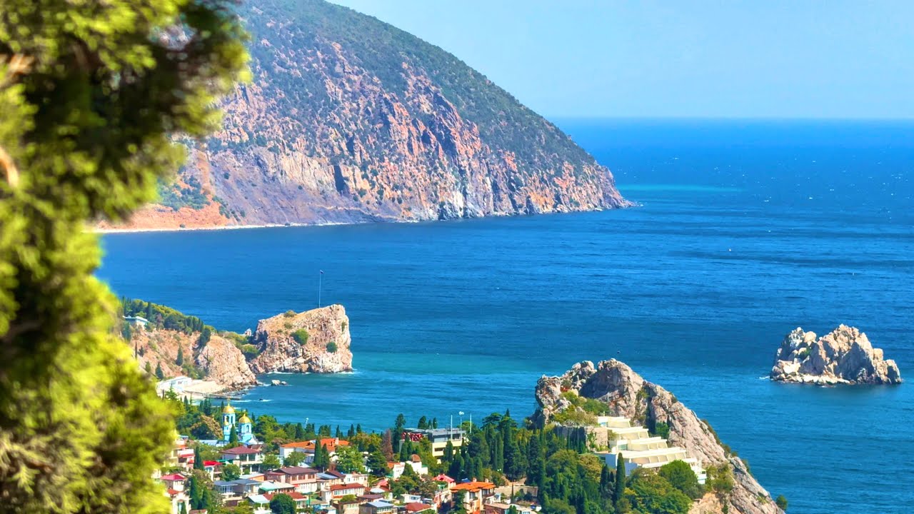 КРЫМ ОПУСТЕЛ. Колоритный ГУРЗУФ. Улочки-переулочки. Бродилка по старому городу. Бухта Чехова 2025