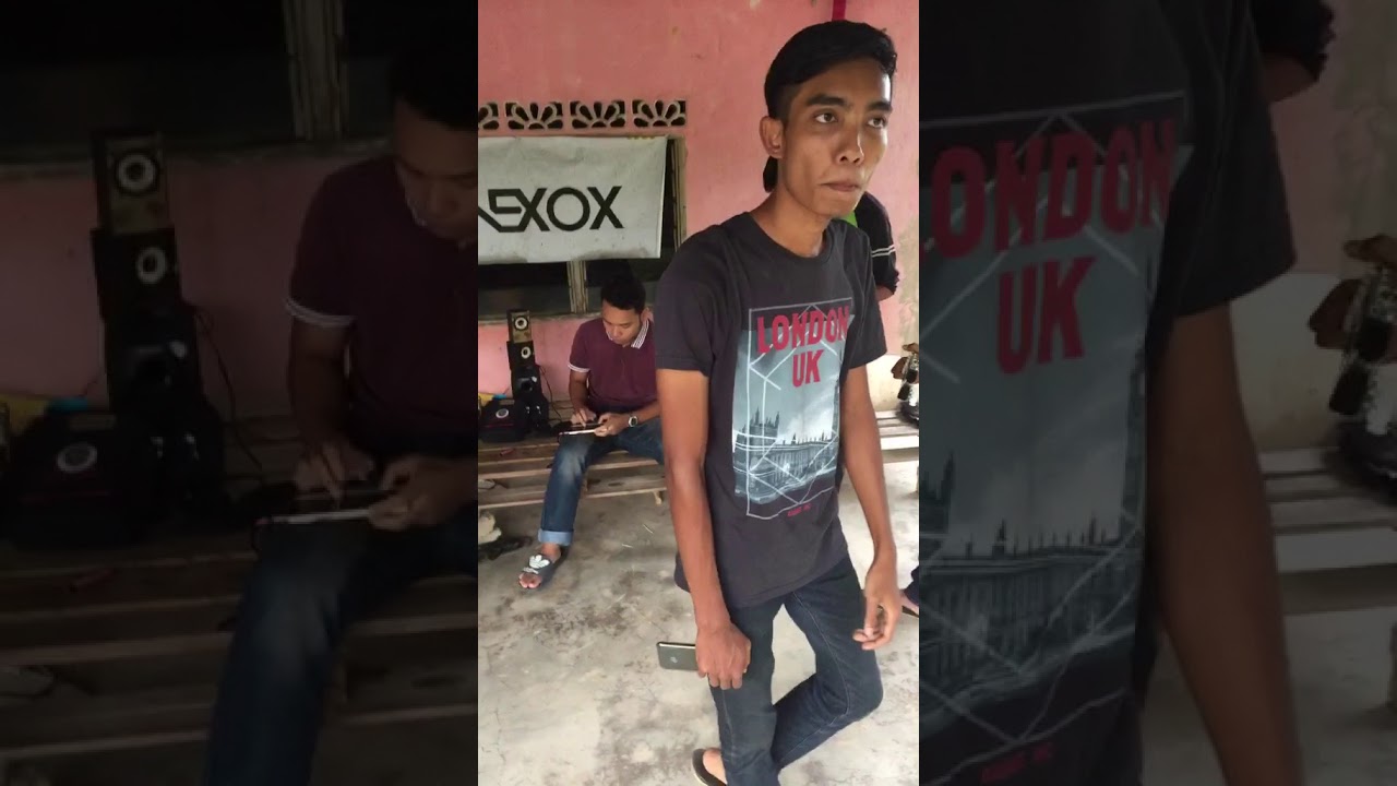 Perwira Band - Menunggu Cintamu