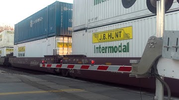 Shiny BNSF 6655 leads Dash 9, H3 Dash 9, yet another BNSF AC4400CW