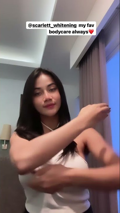 Shafira Ika Putri Hot Lotion