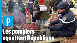 Grillades, tentes et lits de camp... les pompiers s'installent à République