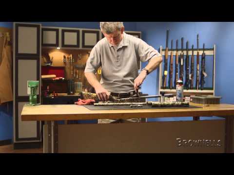 firearm-maintenance:browning-maxus-cleaning-—-part-2/4