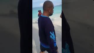 #beachwalk #walking #beachvibes #shorts