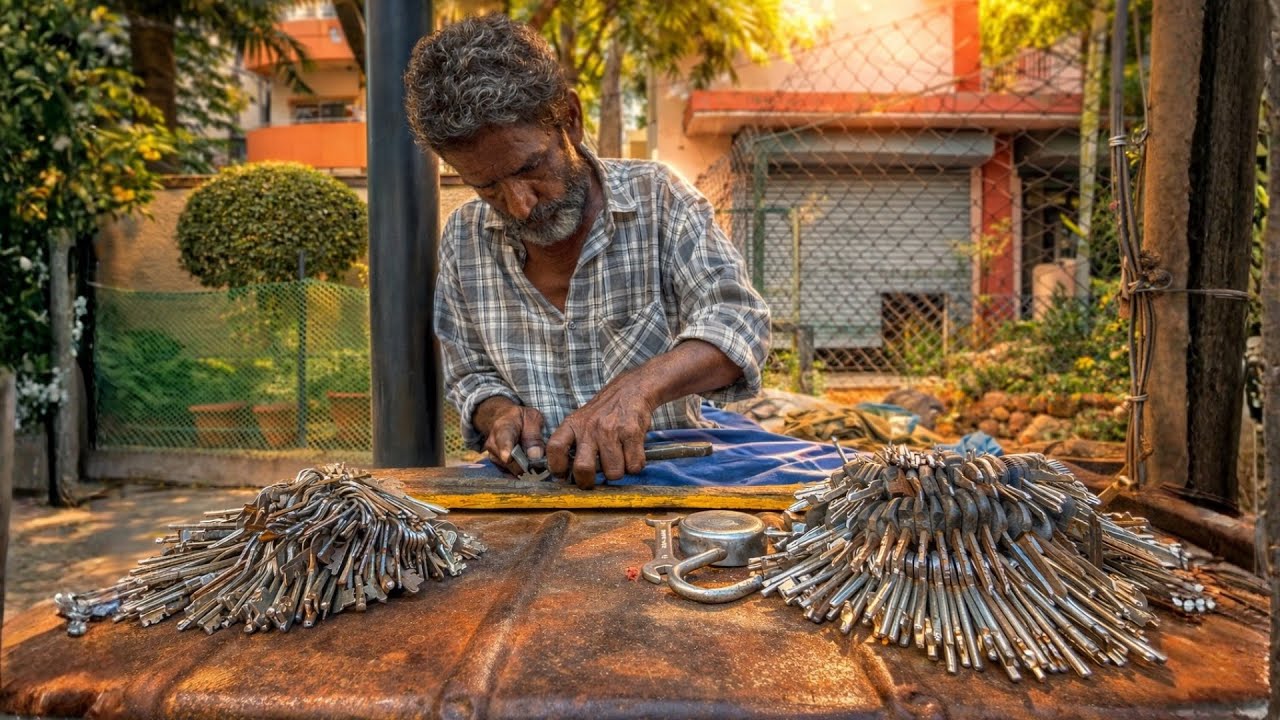 Watch closely 👀 Duplicate key made by hand 🔑 || #productionflavour #handmade #duplicatekey #trending