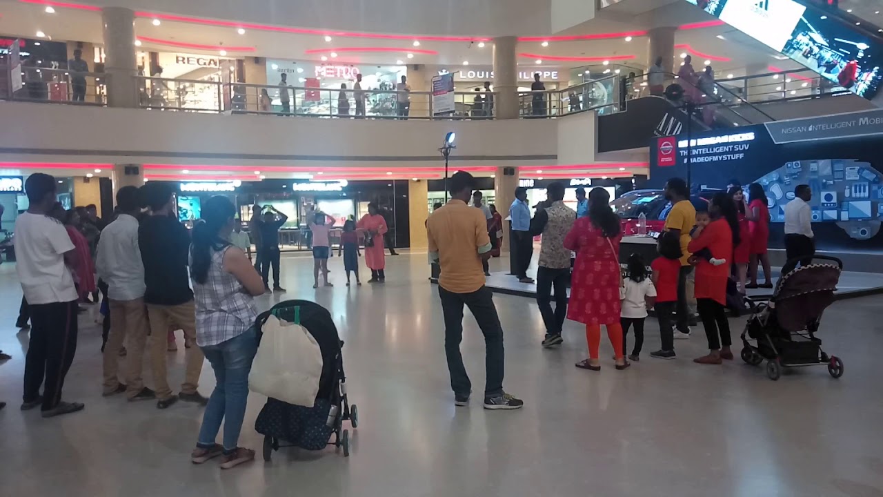 Race game for kids at EA Mall Chennai Male emcee Thamizharasan