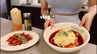 vlog | 예비신부의 여름 집밥 🍉 내장 전복죽, 편백나무찜, 버터갈릭피자 만들고 이케아 가구 구경, 퇴근하고 회전초밥 🍣 screenshot 3