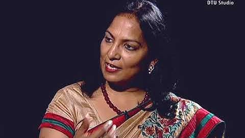 ROOBAROO 8 An Interview of Ms. Seema Gupta executive Director Power Grid Corporation of India .