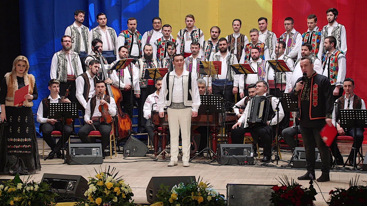 Spectacol Orchestra Lautarii Mehedințiului || Corul Kinonia || Ansamblul Polet din Kladovo video liverpool vs barcelona