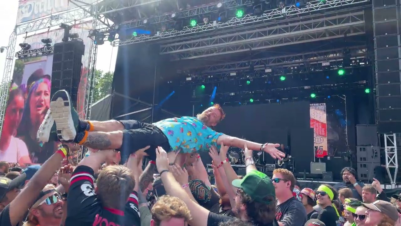 10 Years - Gravity | live at Louder Than Life 2025