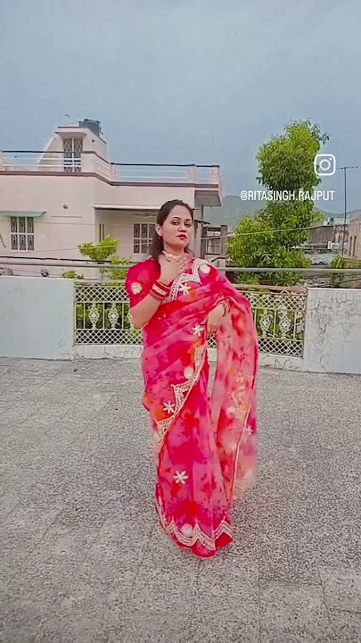 Mujhe naulakha manga de..#viral#shortsfeed  #trendingshorts#dance  #rajasthan#komalsoni#utubeshorts