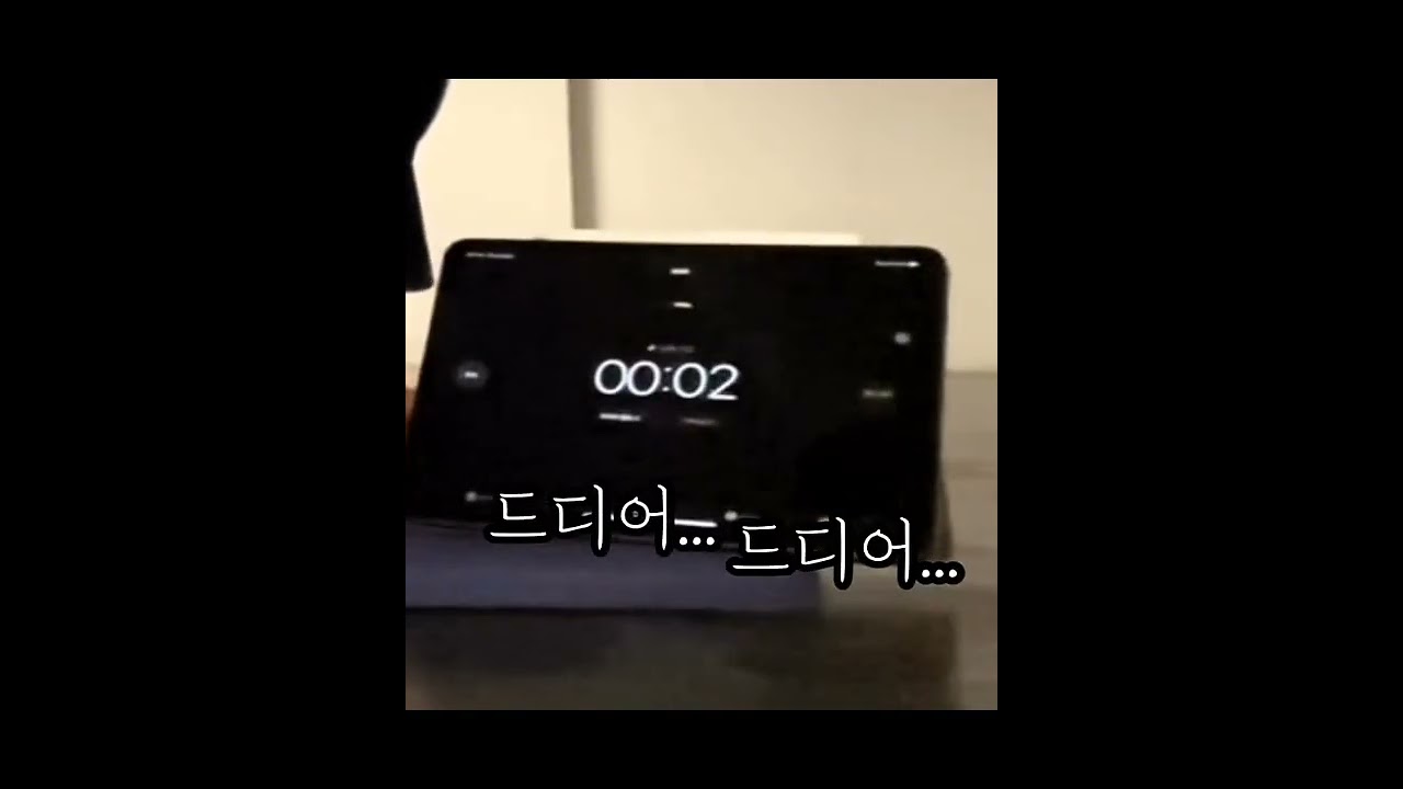 heejin added two more minutes when she already did plank for five minutes (me when😭) 