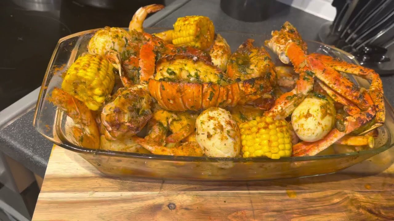 The seafood boil recipe to add to ur Xmas YouTube