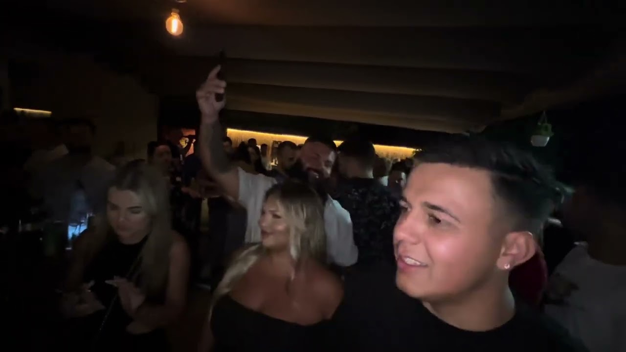 VOLINO ILINDENSKI DENOVI VO KAFE ESCOBAR (TUSE & FAVORITI PLUS RITAM BAND SYDNEY)💪💪🎶🎶