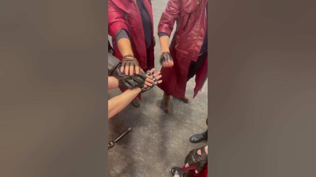NO NOT YOU VERGIL #cosplay #devilmaycry #devilmaycry5 #devilmaycry3 #devilmaycrypeakofcombat