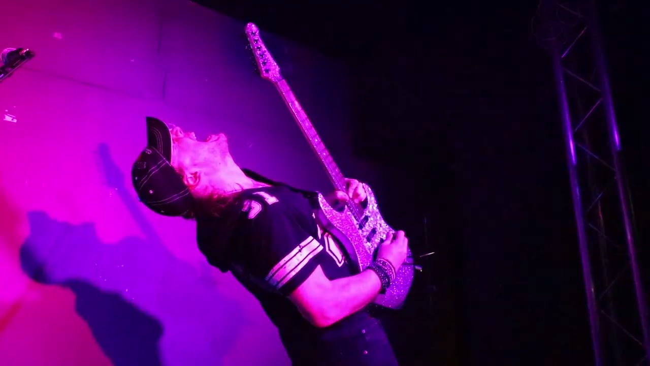 GüRU DAVID PALAU Purple Rain (PRINCE) Sala Hysteria 05/02/2022