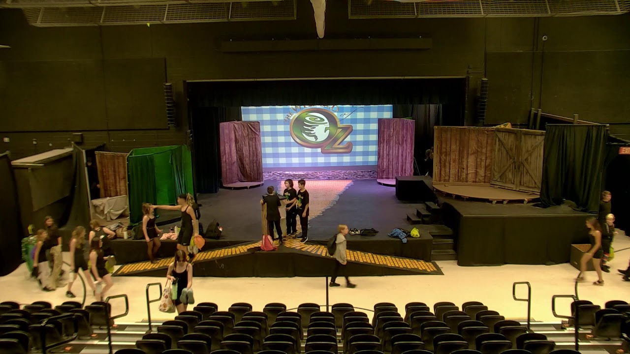 Wizrad of Oz - day performance - Lakevew Academy