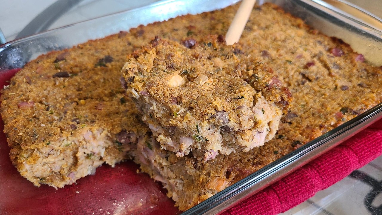 Southern Cornbread dressing - charliethecookandrews