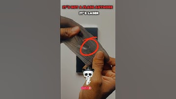 Samsung s25 ultras flash is a laser 💀 #shorts #trollface #vairal