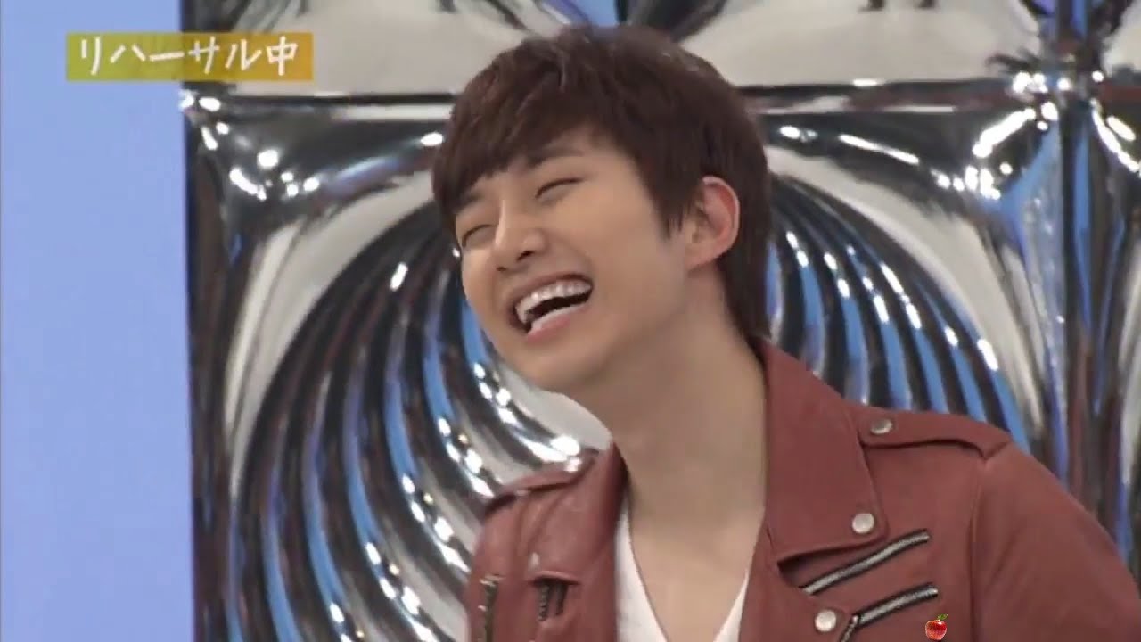 [Eng Sub] 웃느라 숨 넘어가는 2PM 준호와 멤버들(2PM Junho's burst of laughter) ジュノ