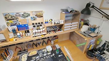 Hobby room for scale models, workbench from HobbyZone