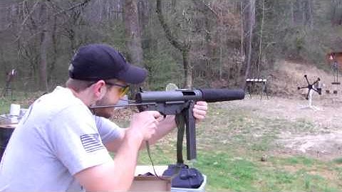 Shooting M3 SMG Grease Gun