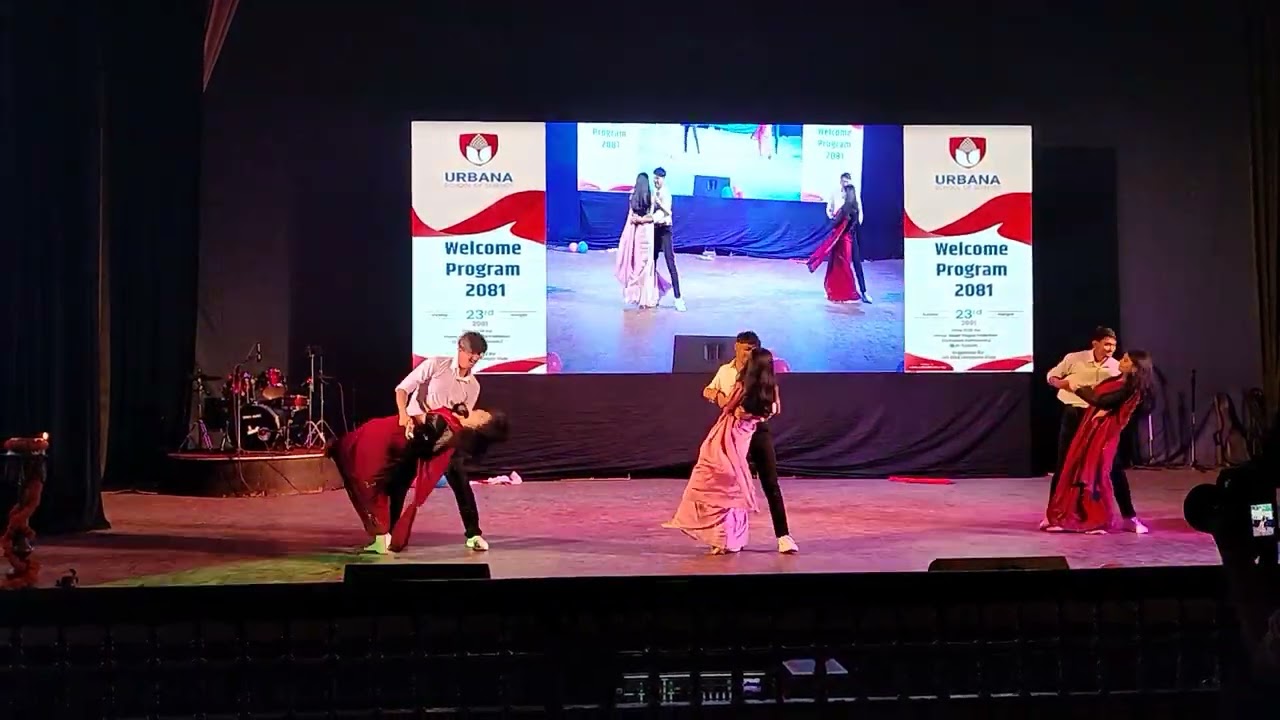 Romantic bhojpuri Hindi mashup dance performance 
