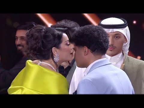 وشوشة رحمه رياض لبرهم الديواني بسبب خروج من اكس فاكتور  