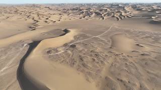 Desert Stillness in 4K | 2 Hours of Sand Dunes & Calm Ambient Music