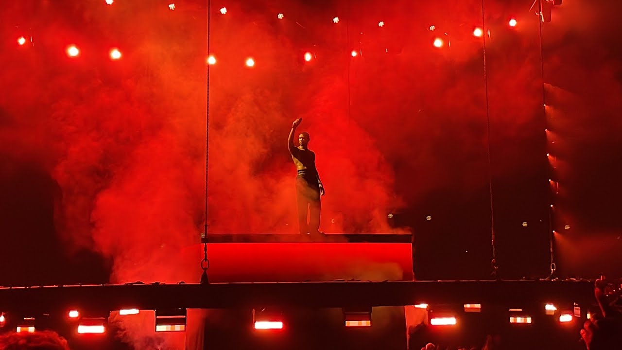 USHER - Burn Live Rendez-vous à Paris / La Seine Musicale 25.09.2023