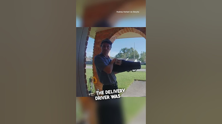 The worst pizza delivery ever 😂