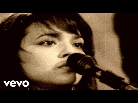 Norah Jones - What Am I To You?