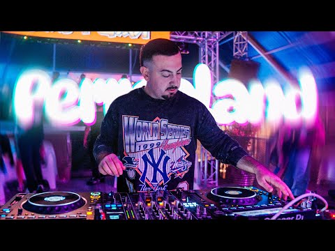 I CREATED MY OWN REGGAETON PARTY - Papi Gavi