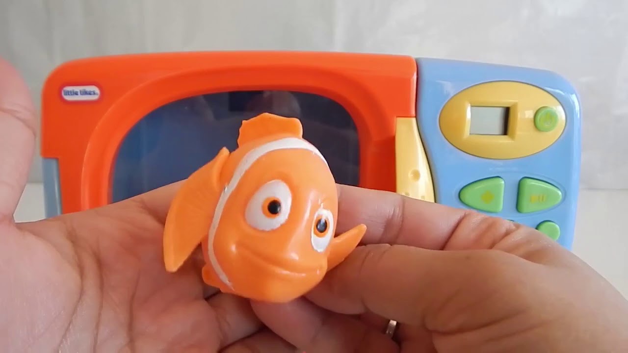 Surprise Eggs and Mashems | Magic Microwave Toys | Learn and Fun with Toys